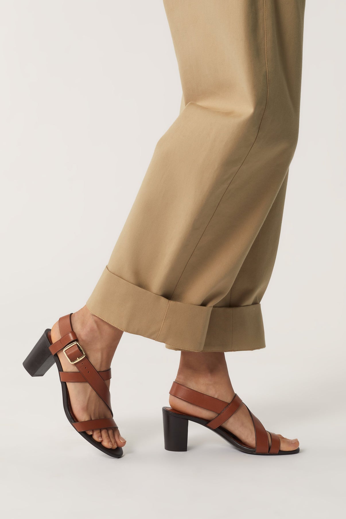 ZAPATOS PAOLA MARRONES vue 10