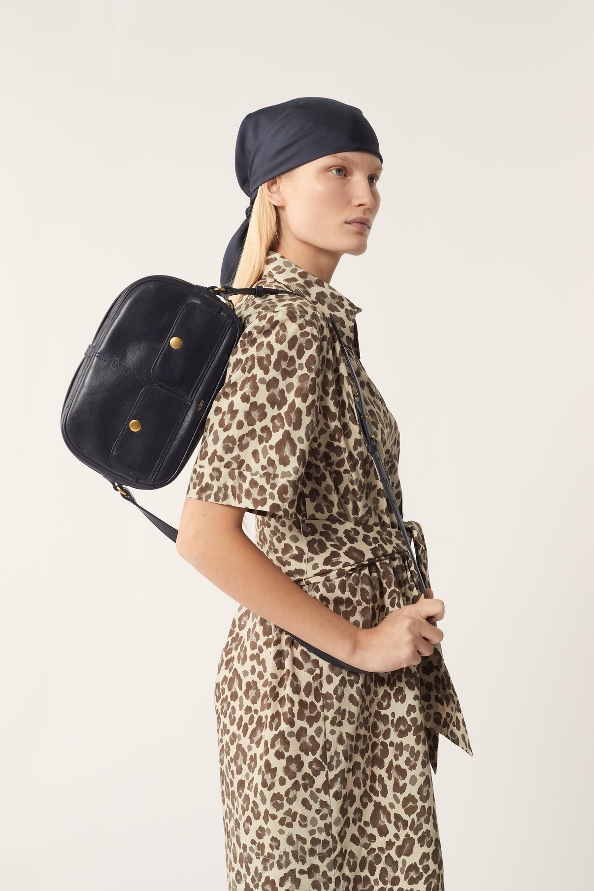 VESTIDO MAUD GRIS vue 6