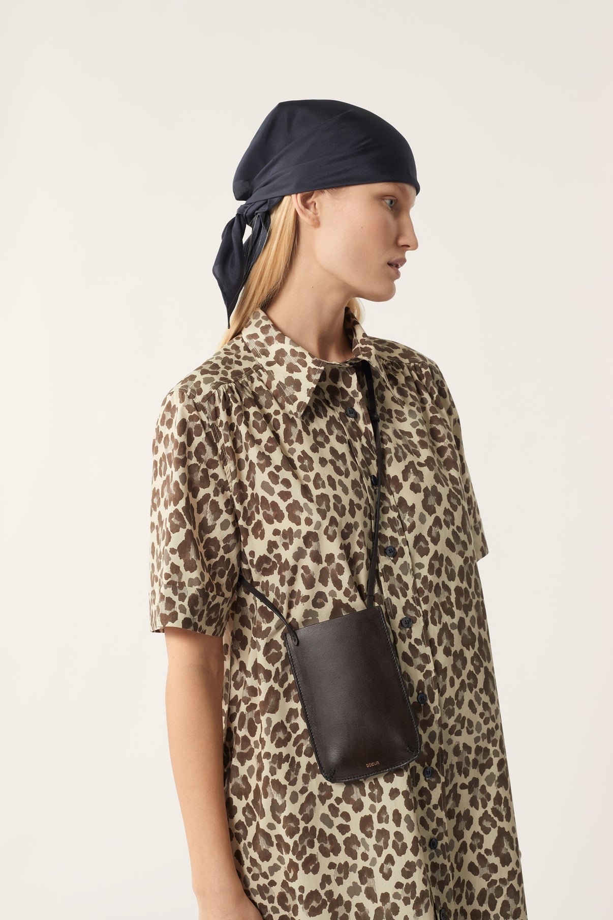 VESTIDO MAUD GRIS vue 3