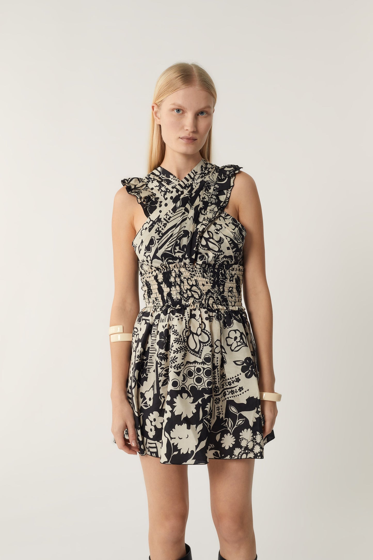 VESTIDO QUIERO NEGRA